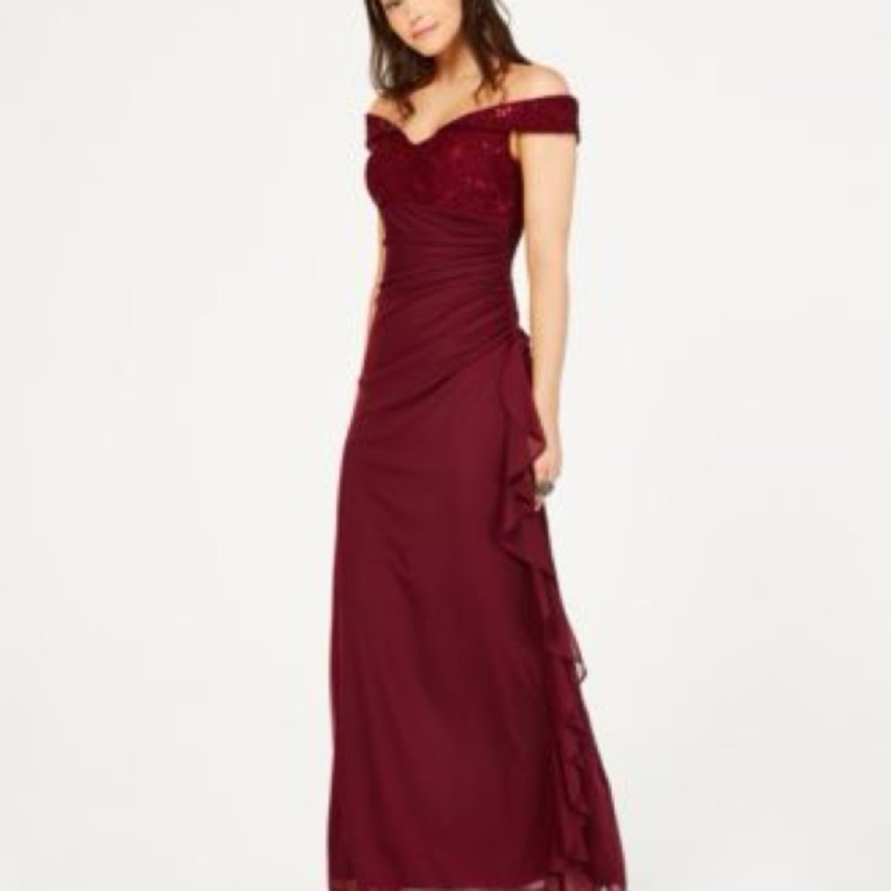 Elegant Burgundy Lace Evening Gown